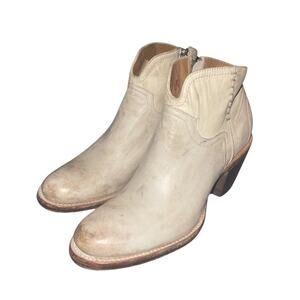 Lucchese Western Ankle Booties Distressed White Cream Leather 7.5 Cowgirl NWOB